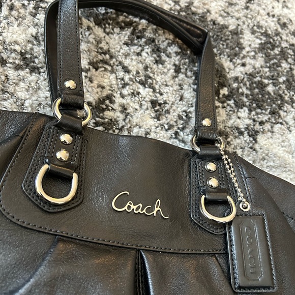 Women’s Coach Black Leather Handbag - Picture 5 of 14
